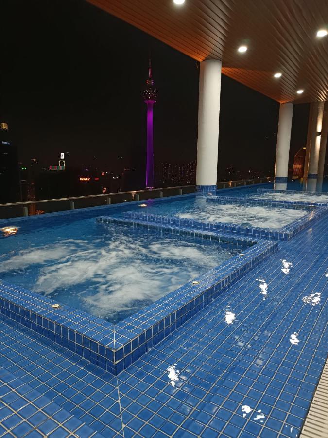 Cl 29A Insta Klcc View & Infinity Pool Leilighet Kuala Lumpur Eksteriør bilde